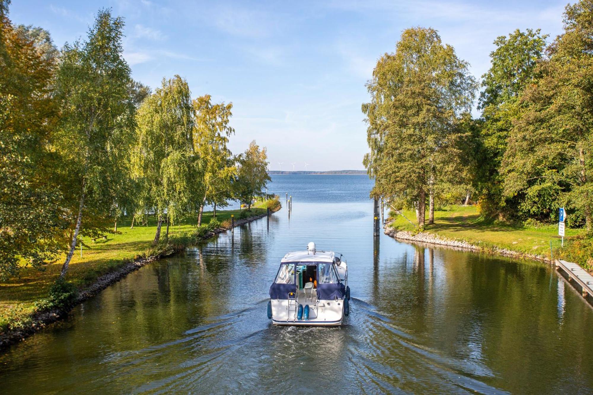 Ferienhaus Schwanensee Fuenfseen Екстер'єр фото